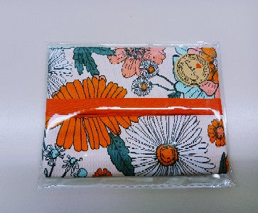 Handmade tissue pouch