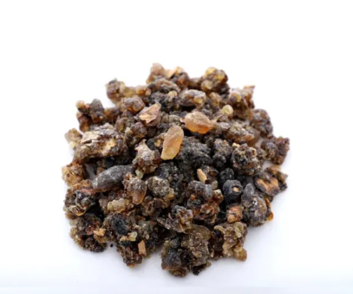 Hojari Black Frankincense Boswellia Sacra Al- Luban Olibanum Ru Xiang Kemenyan Arab from Dhofar, Oman